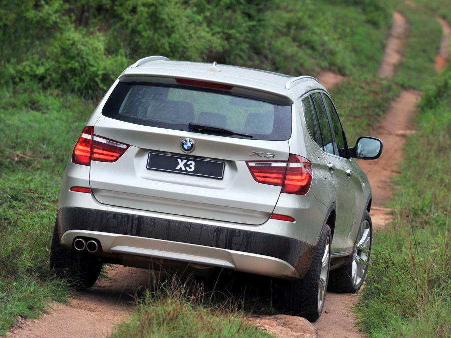  BMW X3 xDrive 3.5i 2010 года  (ZA) (фото 6 из 16)